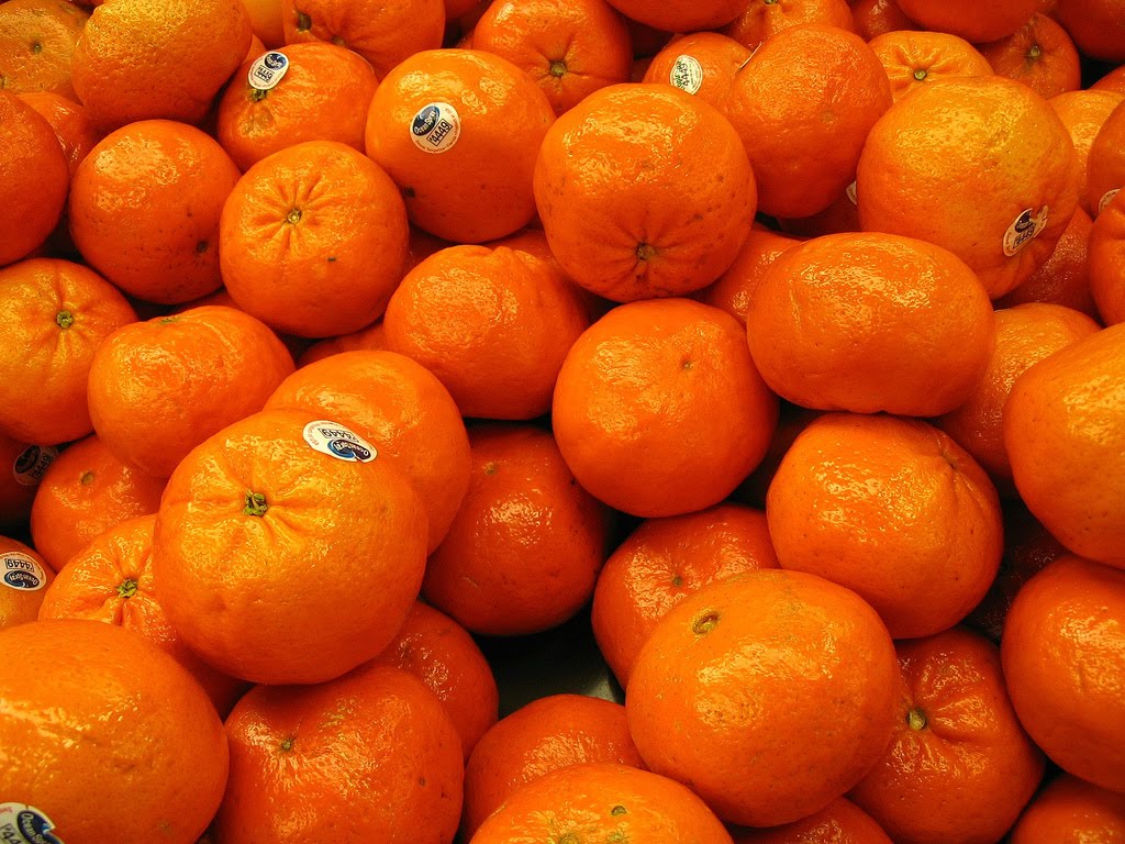 Food from all over the World Whole sour Oranges