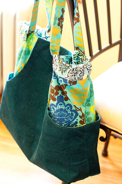 Quaint and Quirky: Multitasker Tote - Anna Maria Horner Pattern