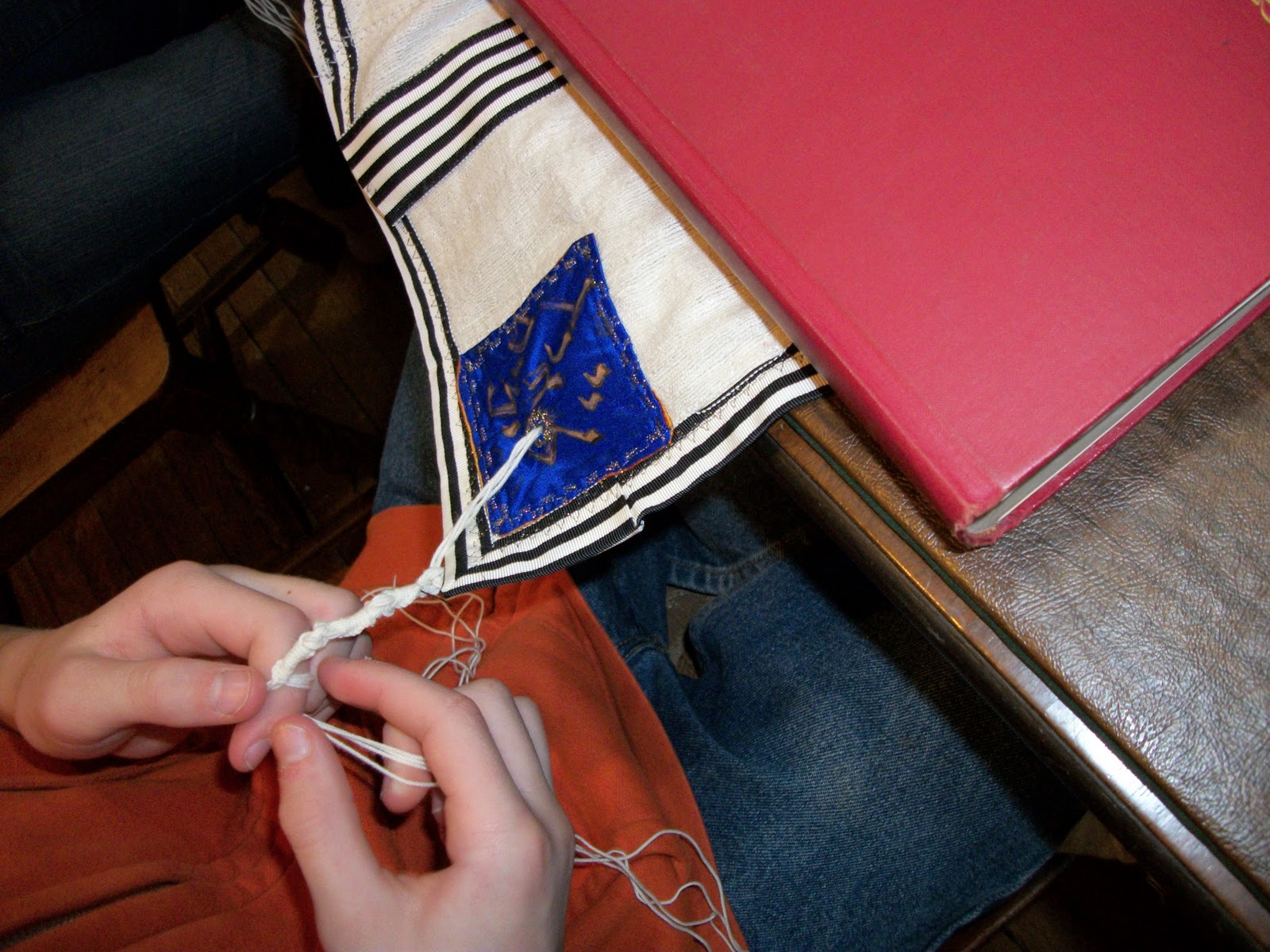 What to Expect when we make a tallit together...