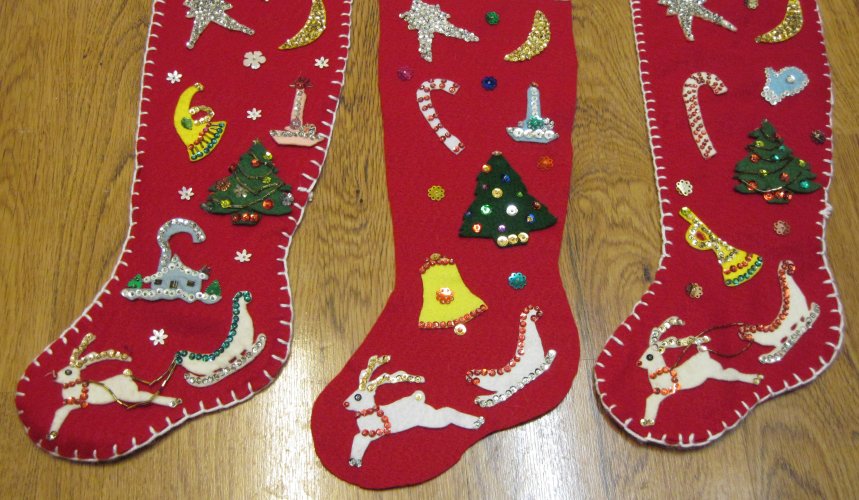 How to Make Felt Christmas Stockings with Stars