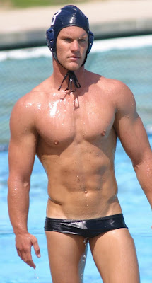 emilia clarke dating who