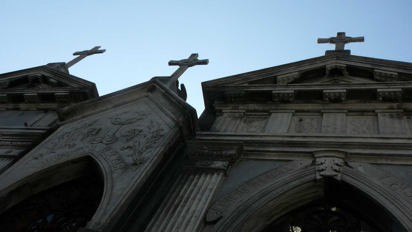 Other Climes: Recoleta cemetery
