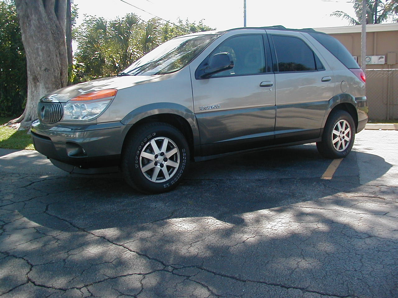 PreownedAutomobiles: 02 Buick Rendezvous 5dr SUV luxury power loaded $6995
