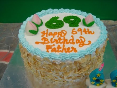 Yochana's Cake Delight! : 69th Birthday