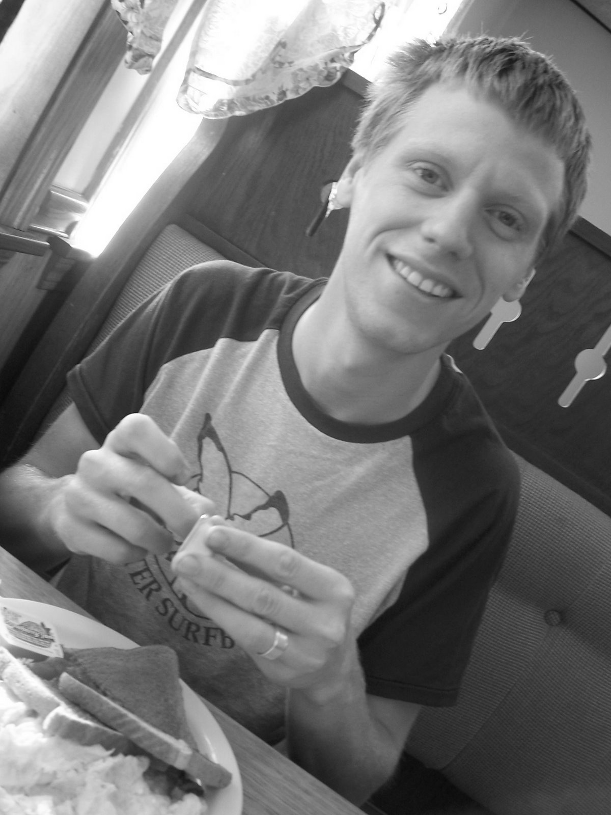 [breakfast+daniel.JPG]