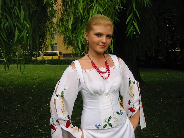High School Graduation Ternopil Beautiful Girl Ukrainian Embroidery
