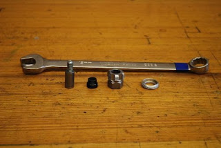 The Golden Wrench: Repairing stripped crank arm extraction threads