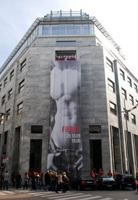 Patricia della Giovampaola: Abercrombie \u0026 Fitch in Milan