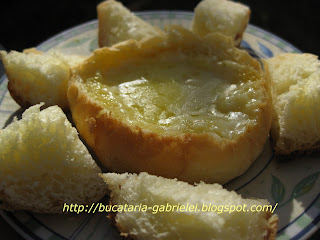 cheese fondue bread