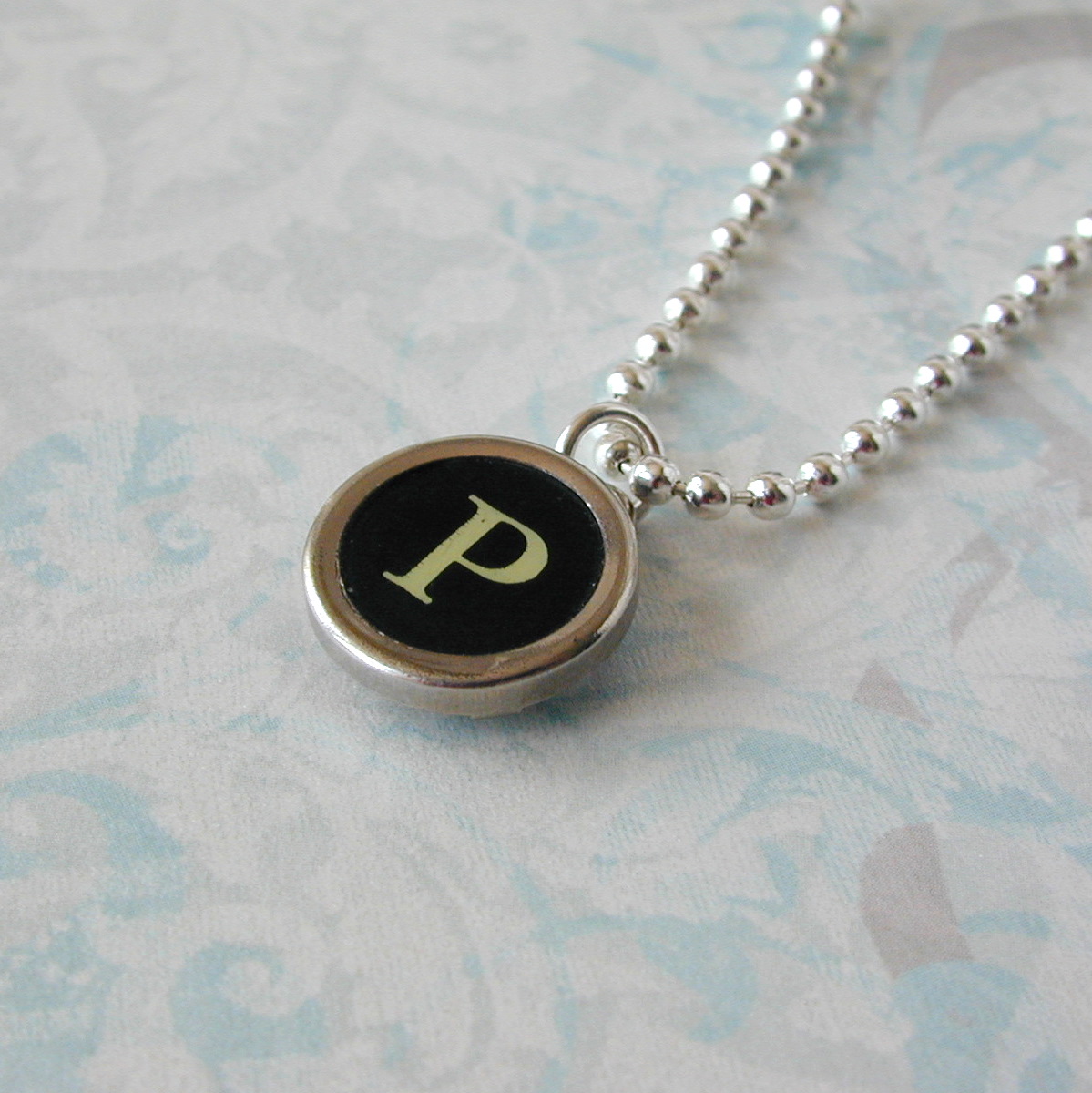 [typewriter+002.jpg]