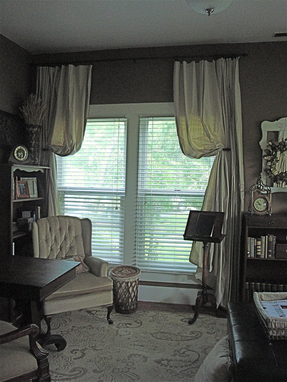 [dropclothcurtains.JPG]