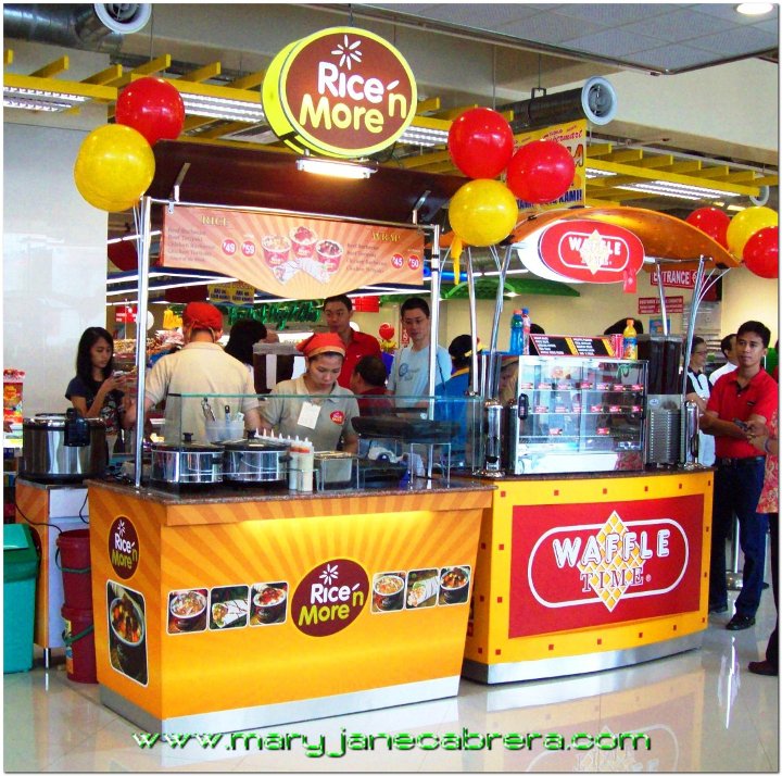 Iloilo Supermart Opening with a big bang in Villa