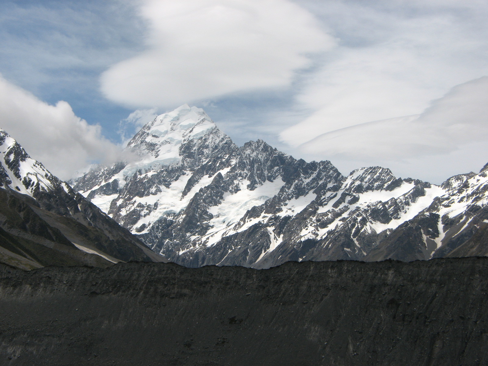 broken-mountain-pictures-from-hill-walking-in-scotland