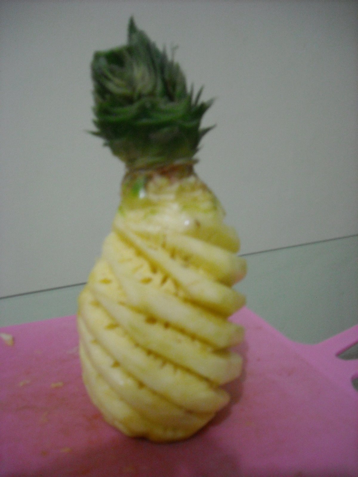 [pineapple+001.jpg]