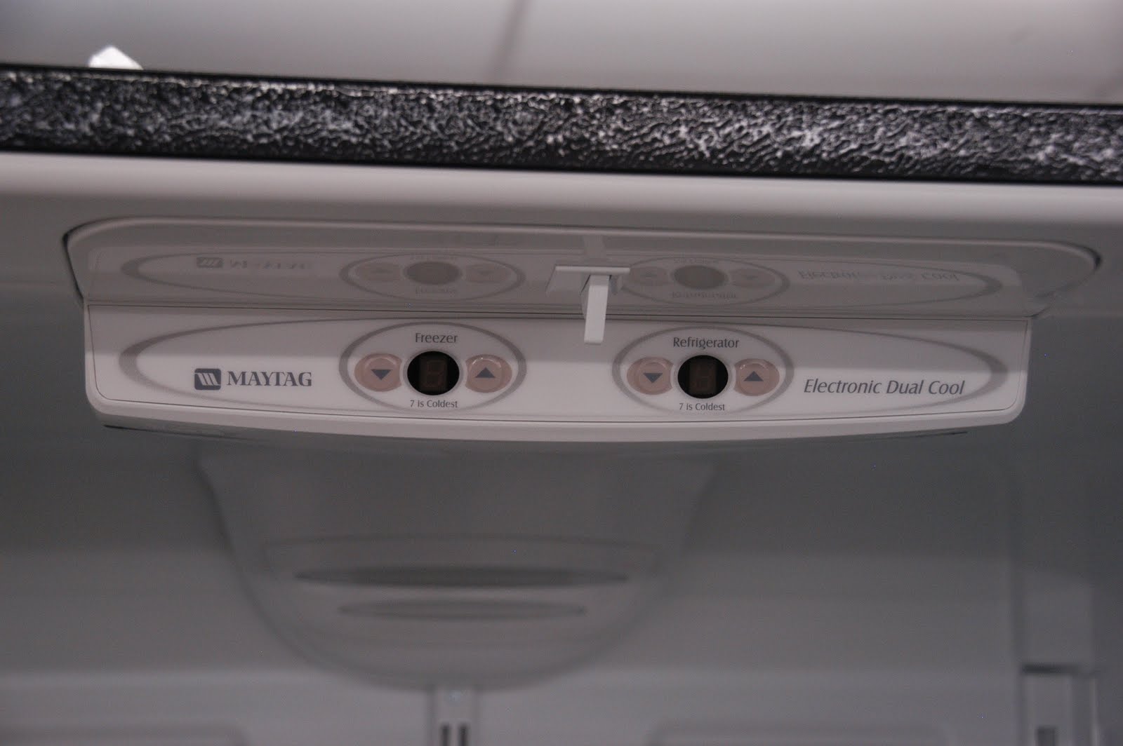 Appliance Direct Video Blog Maytag 22 cu. ft. BottomFreezer Refrigerator with Electronic Dual