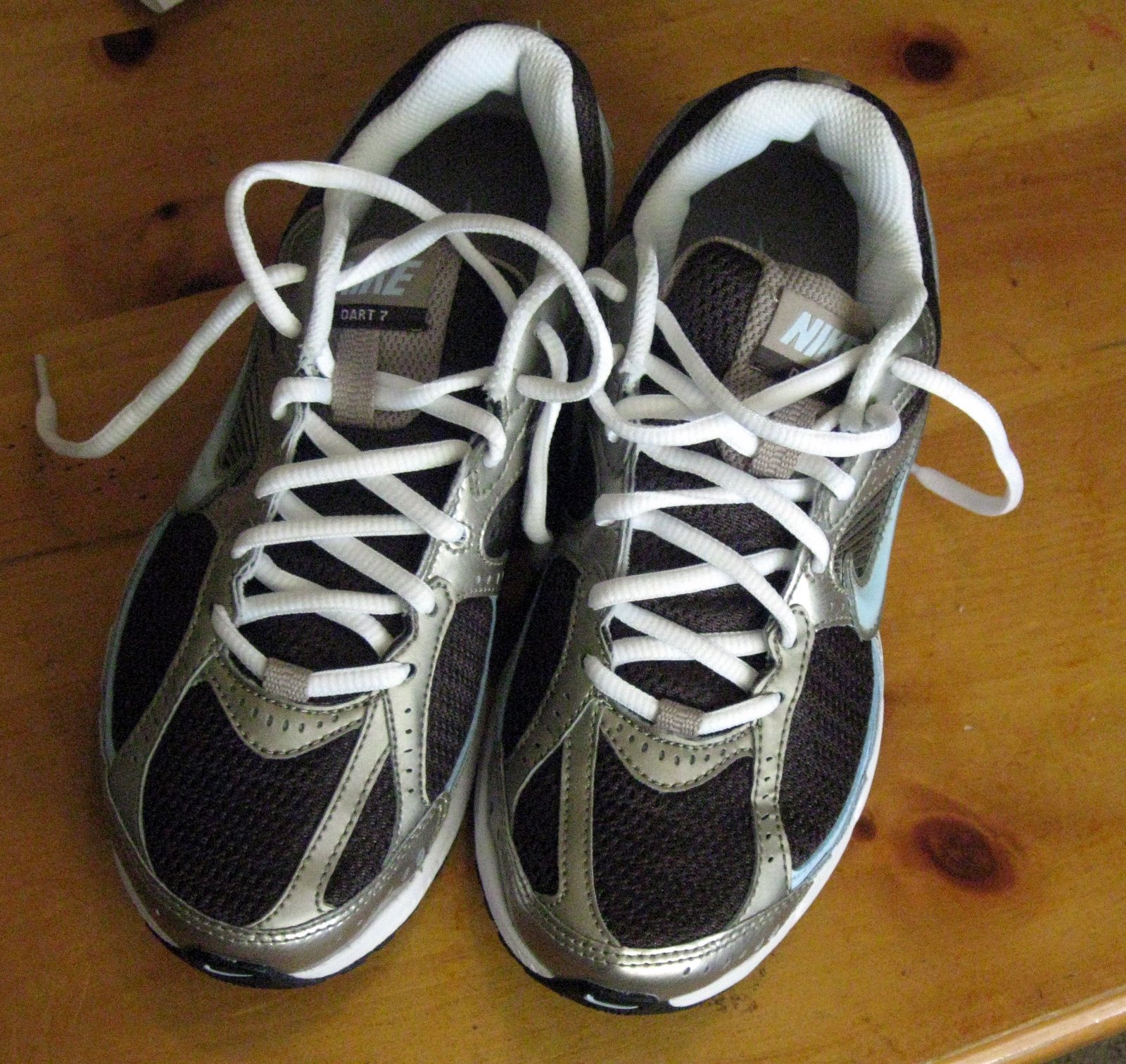 White Trash Mama: Running shoes are ugly