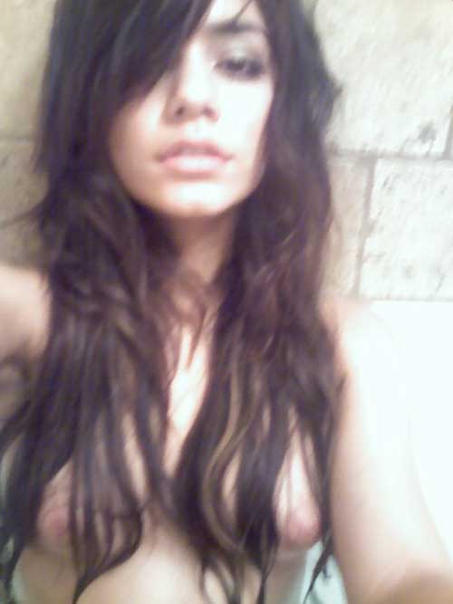 See Vanessa Hudgens Nude Photo 65