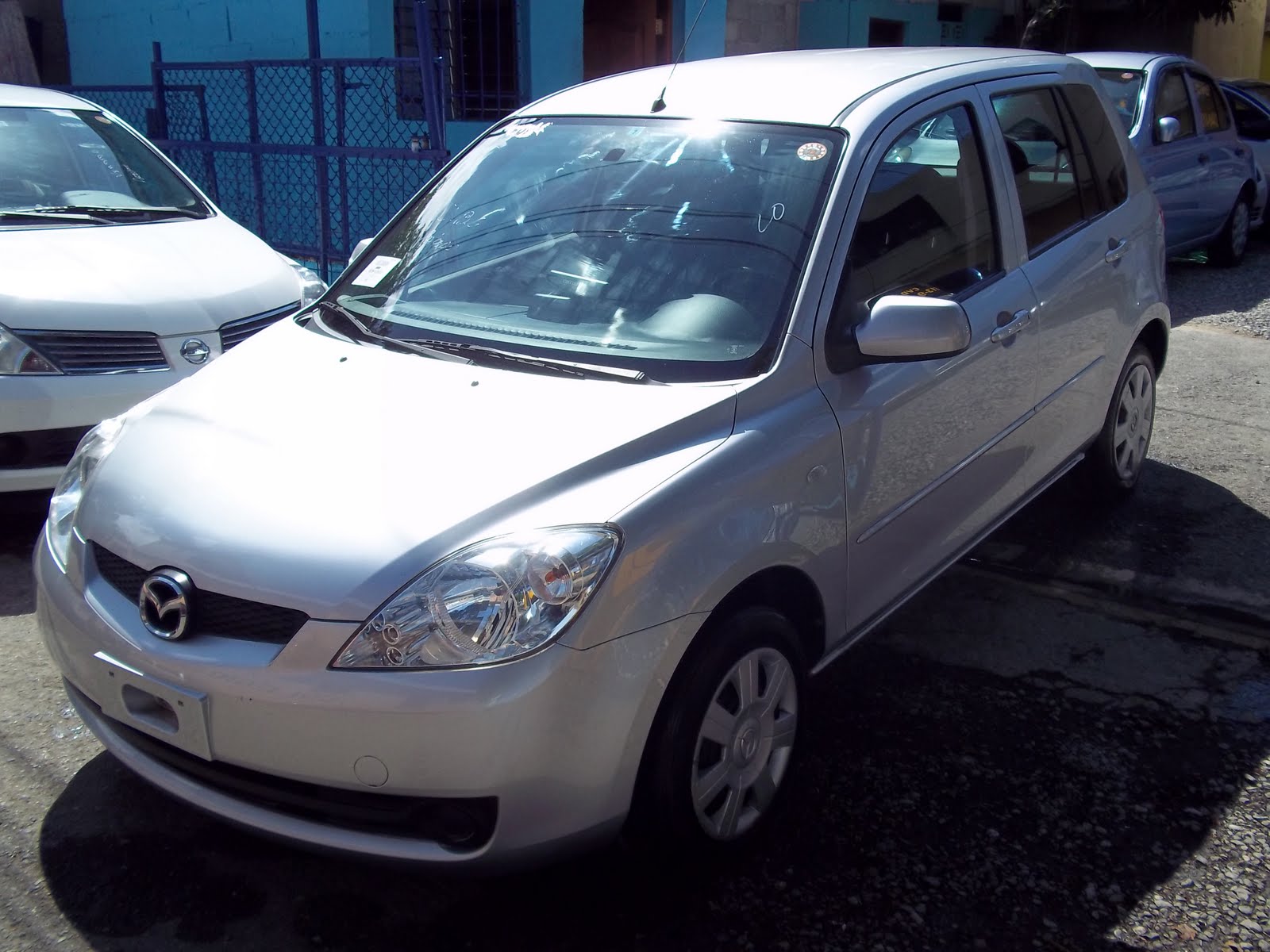 Mazda demio 4