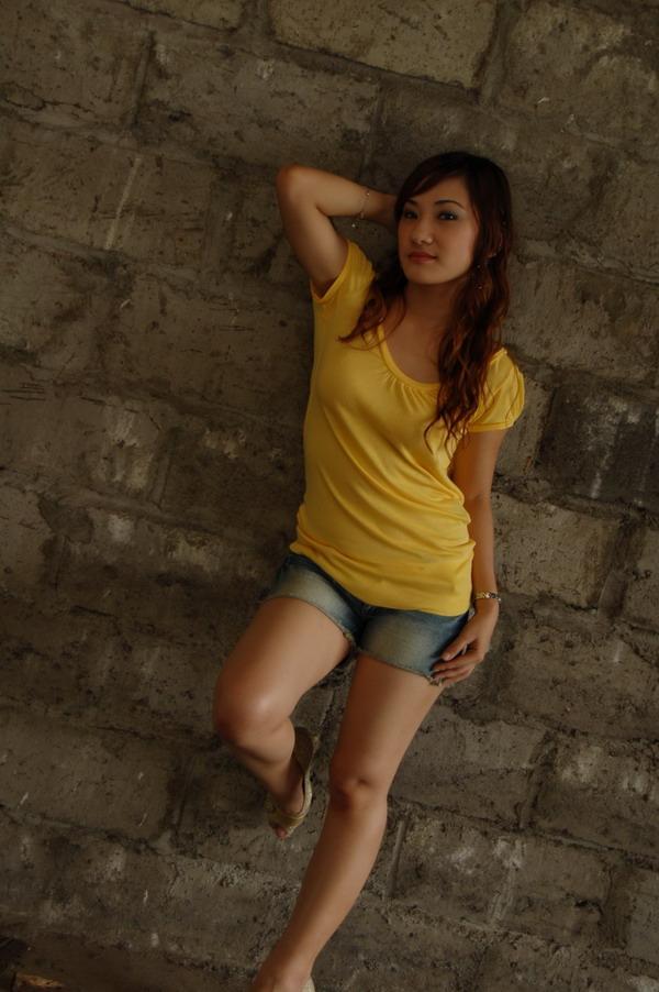 [indonesian-girl-05.jpg]