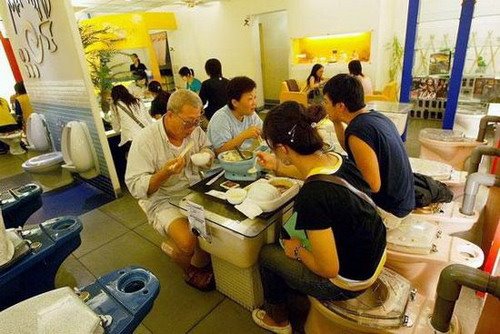 modern toilet restaurant Taiwan