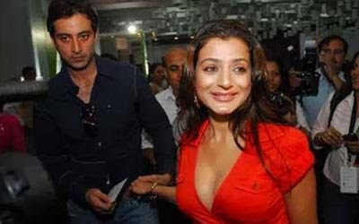 Amisha with Boyfriend Kanav Puri Clicks ...1