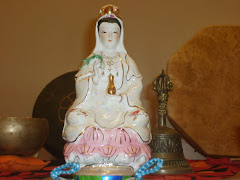 sienta... siente... sé tu mimso...."kuan yin center"