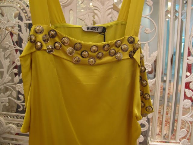 [Hussy+at+Villa+Moda.JPG]