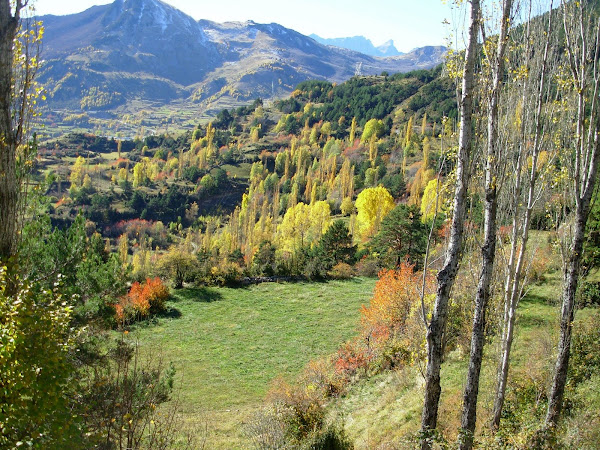 Vista otoñal Pirineos Aragoneses