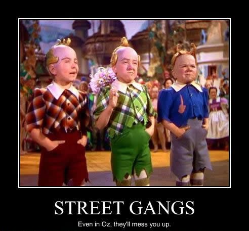 [celebrity-pictures-munchkins-street-gangs.jpg]