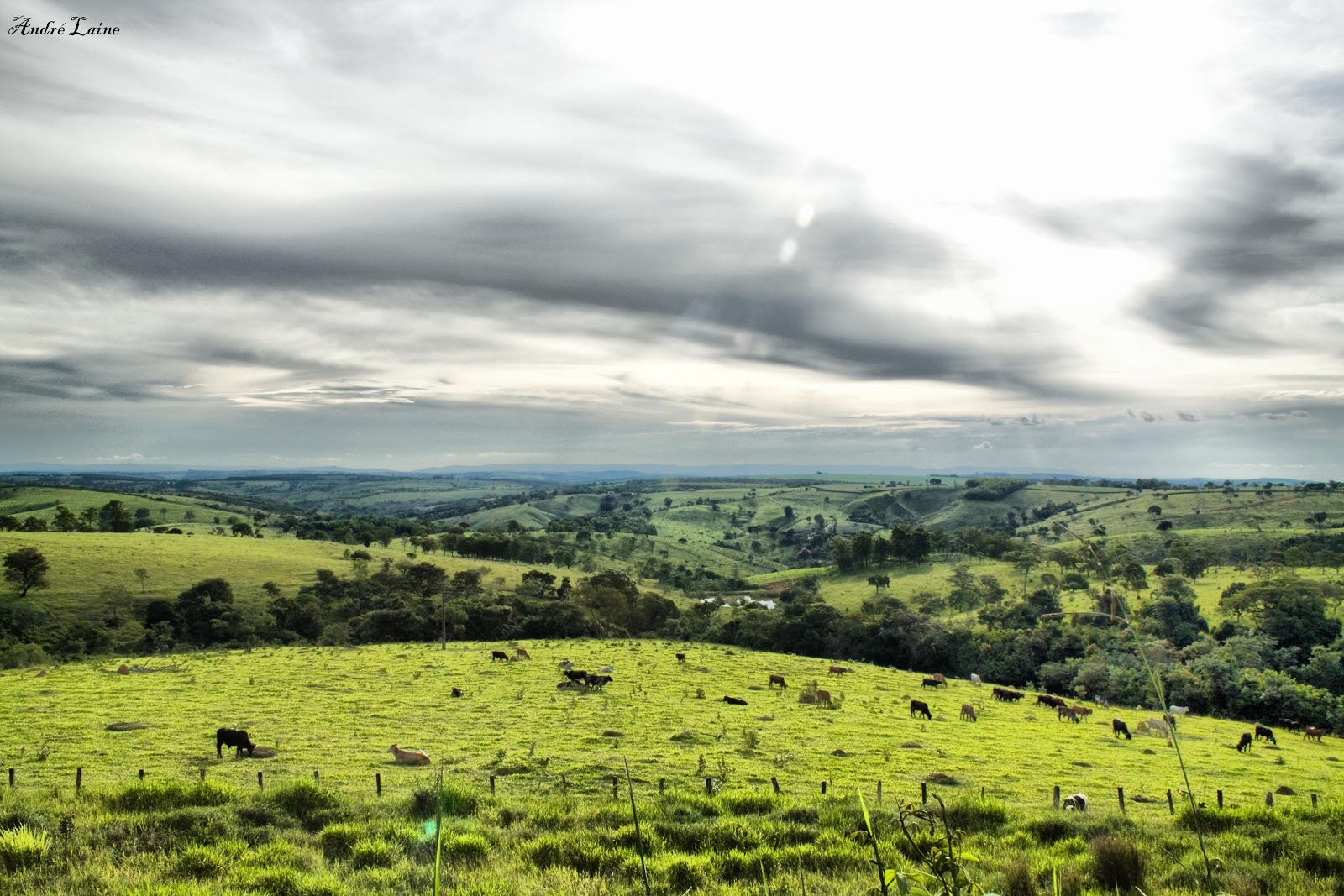 VIAGEM, TURISMO E AVENTURAS POR LUGARES INCRÍVEIS FORMIGA / MINAS GERAIS / BRAZIL (1.819 / 5.