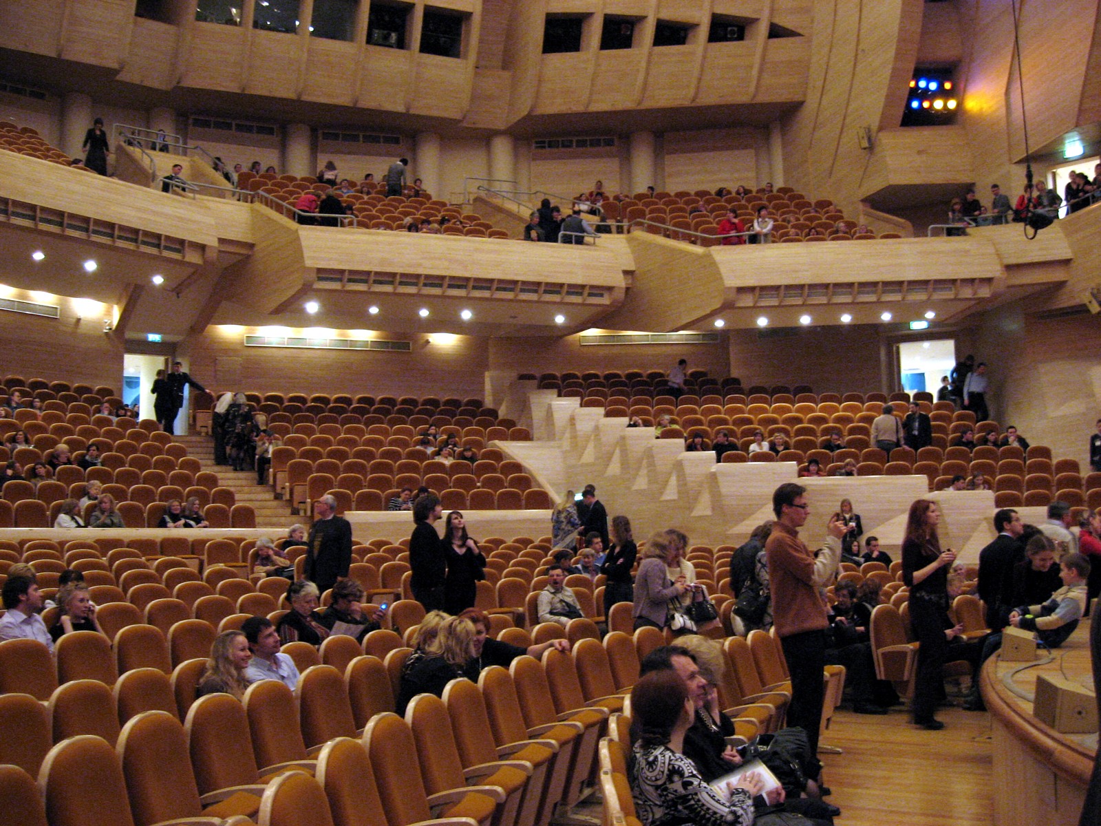 Театр мюзик холла в санкт петербурге