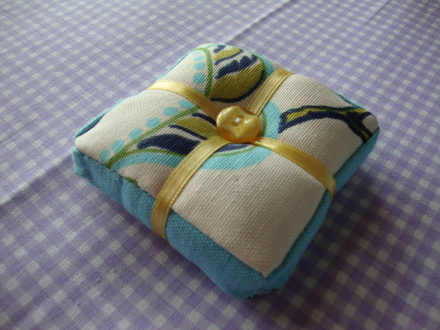 inci küpeli kız: Kasım 2009