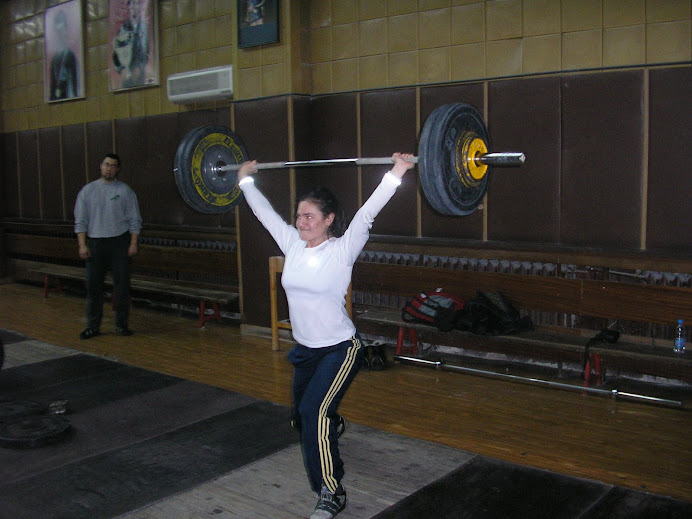 Gwen with Power Clean/slpit jerk with 80kg