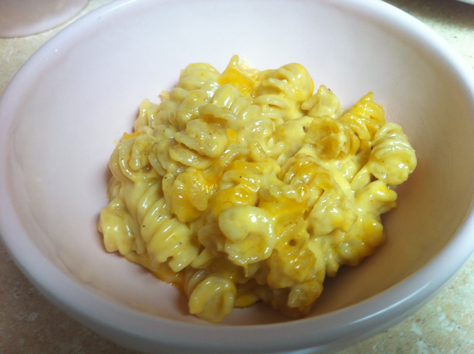 The Domestic Life Pioneer Woman's Macaroni and Cheese