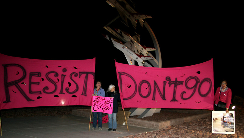 [nellis+dont+go.jpg]