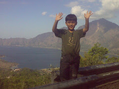 Azriel at Kintamani