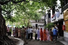 ။ VOTE ။ Howrah, 7 May :