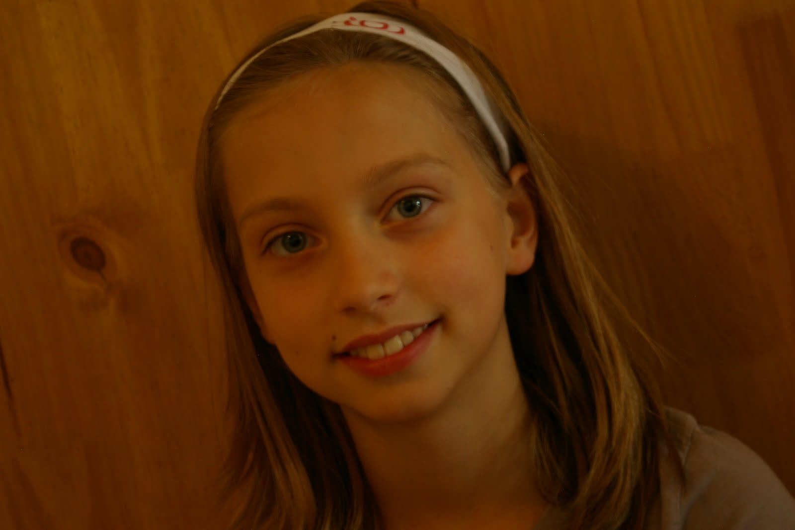 A Decent Little Cottage: Silly Girls