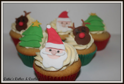 Christmas tree cupcake cake cupcakes days xmas cakes tutorial desserts delicious recipes pull sprinkly fun snowflake cookies Catie's Cakes & Cookies: On The Third Day of Christmas…