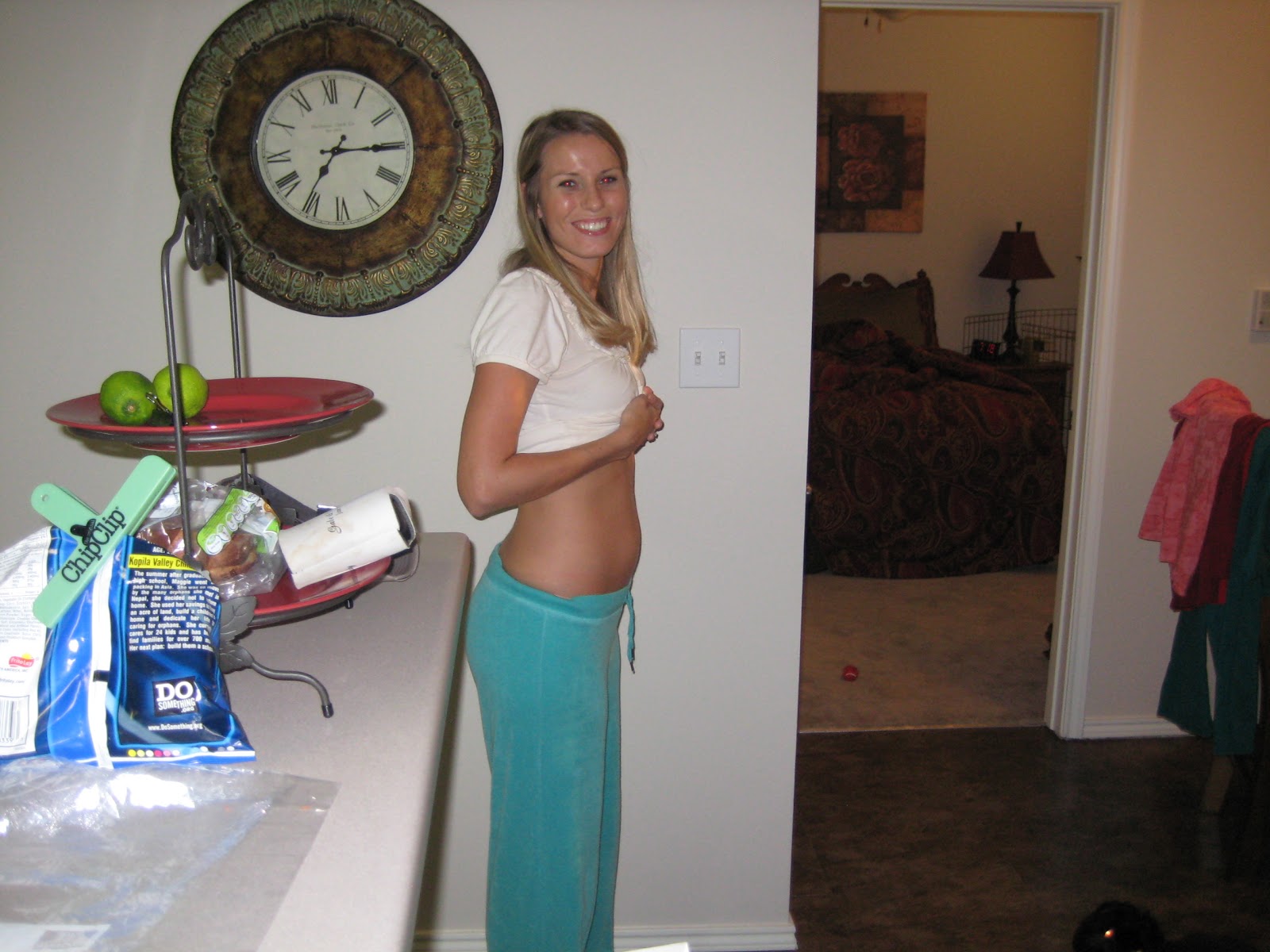 Baby Baudouin 9 Week Bump 