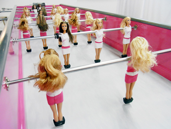 [Barbie-Kicker.jpg]