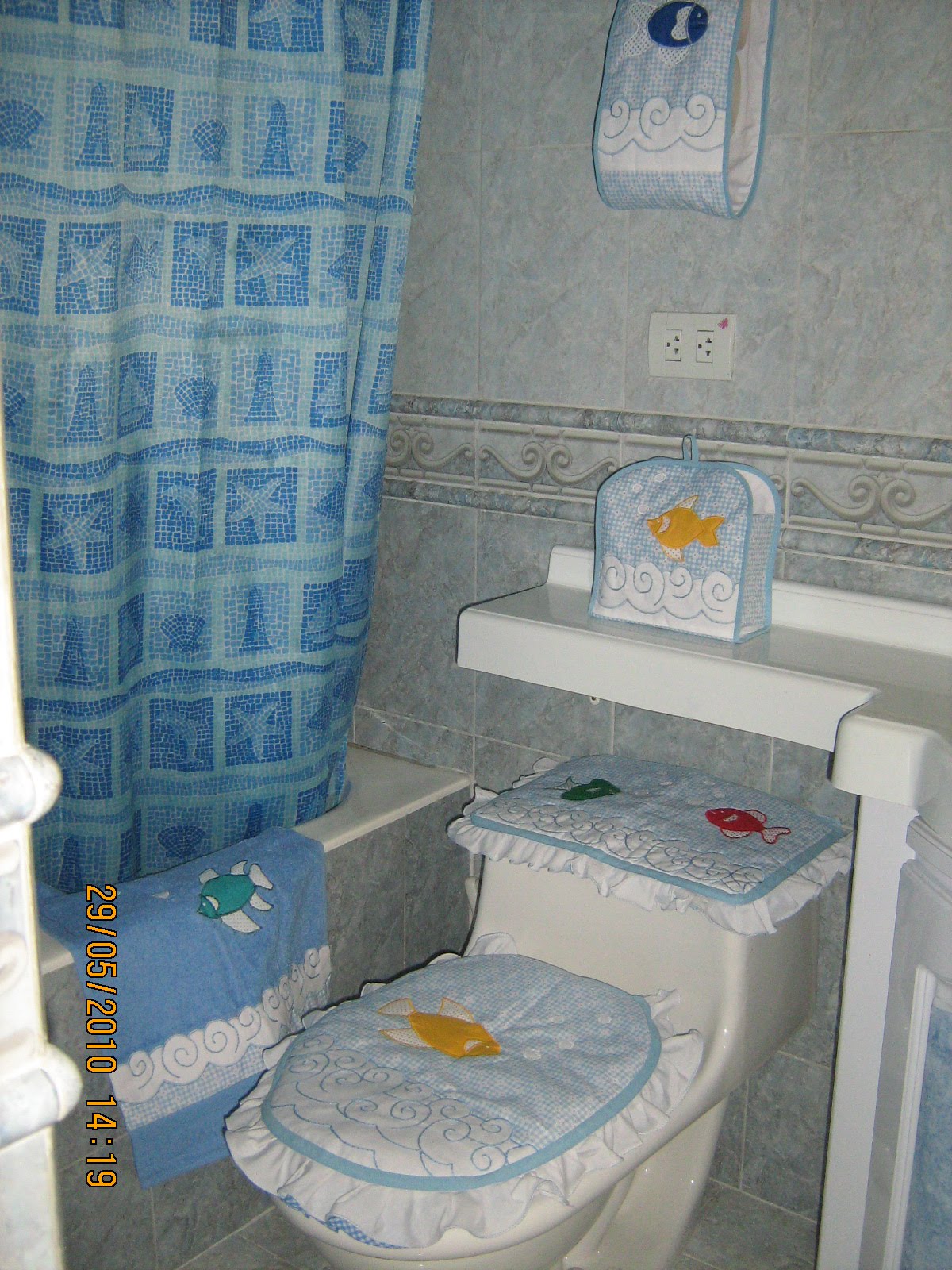 MUNDO-ROSSI: JUEGO DE BAÑO