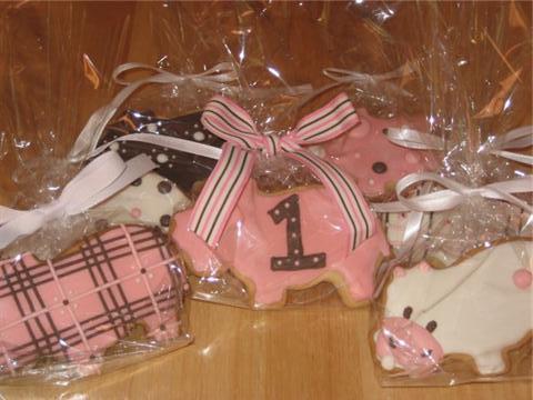 [pink+pig+cookies.jpg]