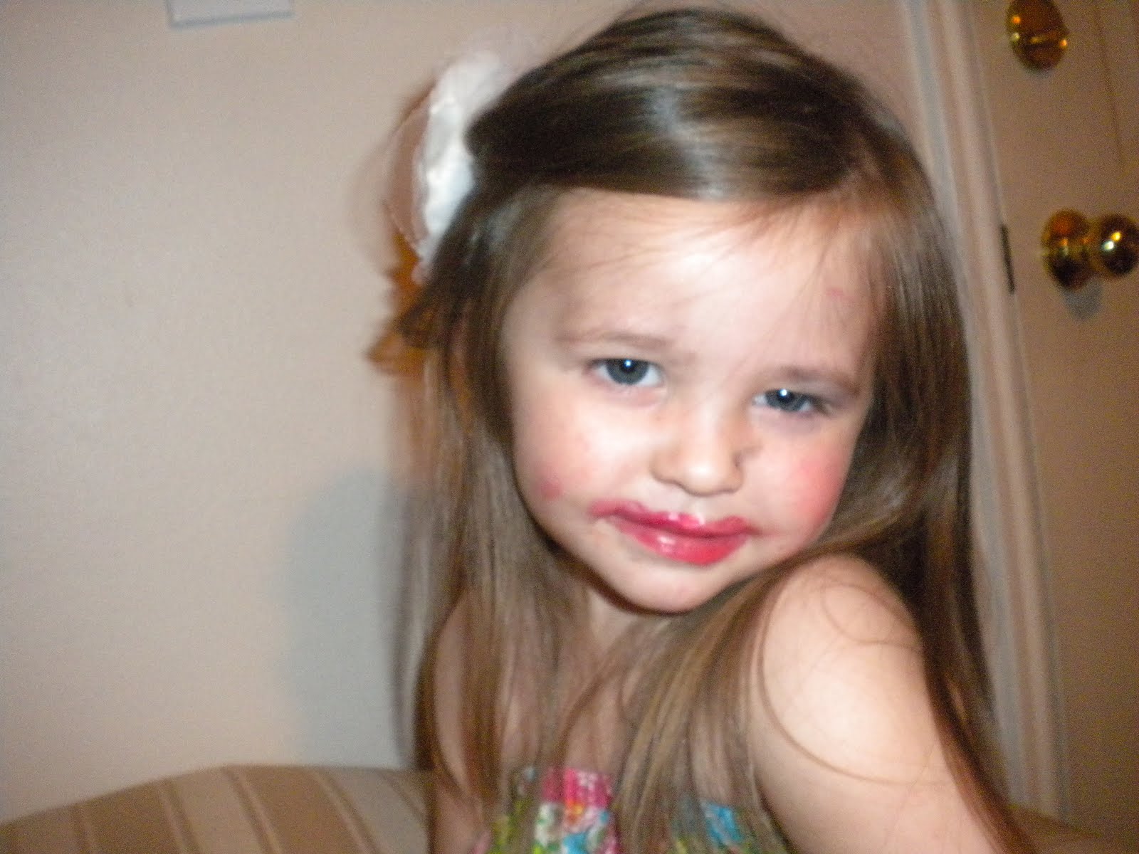 Глубокий интернет девочки. Дочь в д п. Маленькая девочка с открытым ртом. Беби фейс модели. Без названия девочка 10.