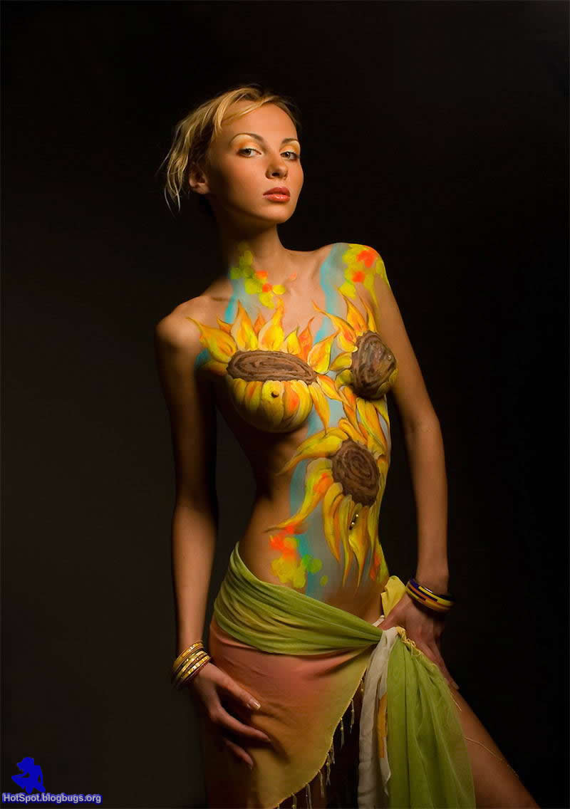  Sun Flower Art Body Painting In Her Sexy Hot Body
