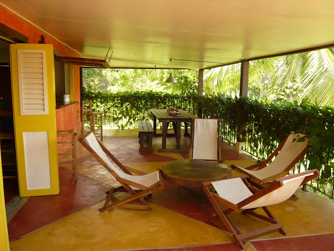 La Terrasse Côté Rivière / La Terraza Lado Rio