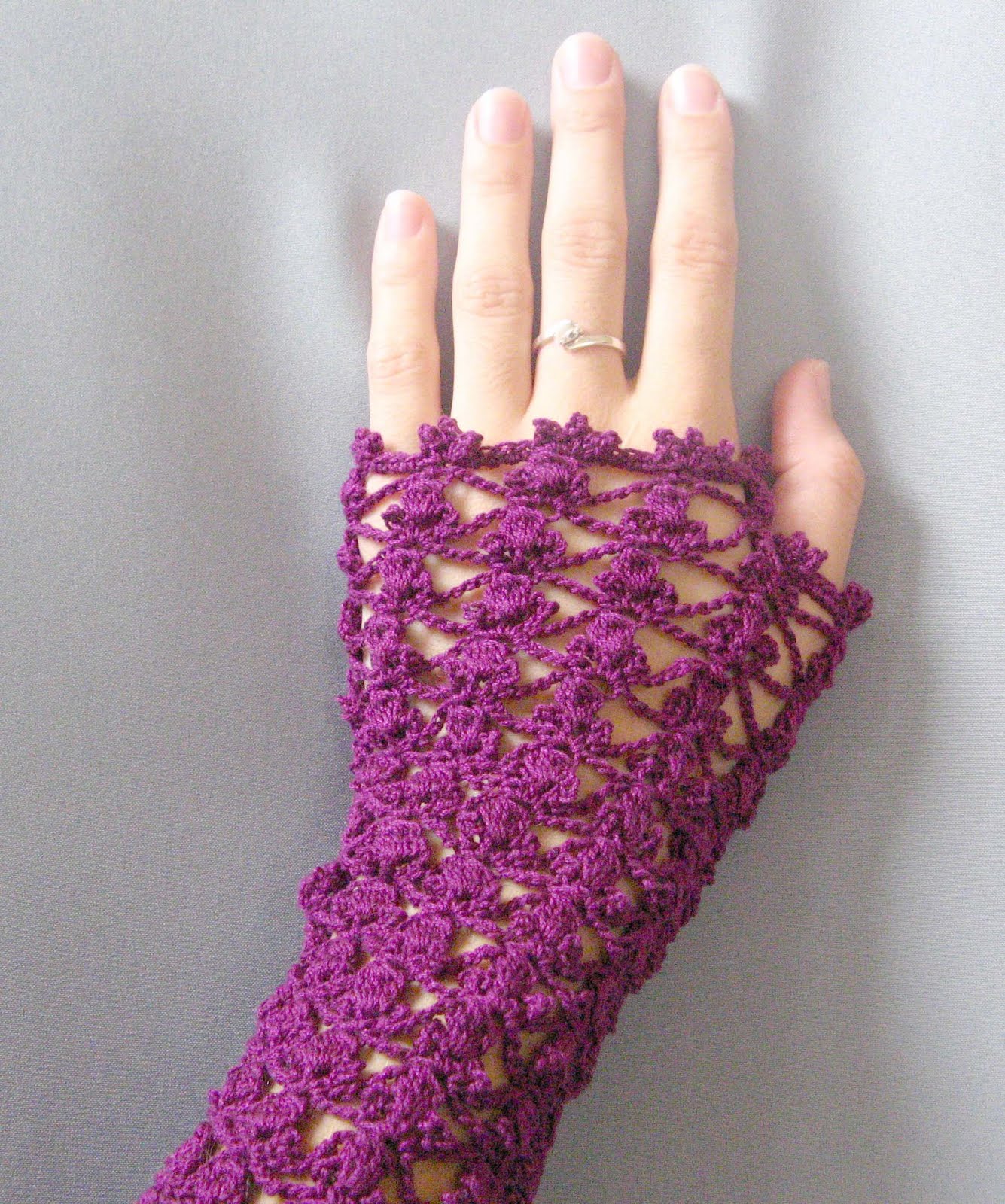 Vera Carolina Long Crochet Wristers / Guante Largo de Crochet