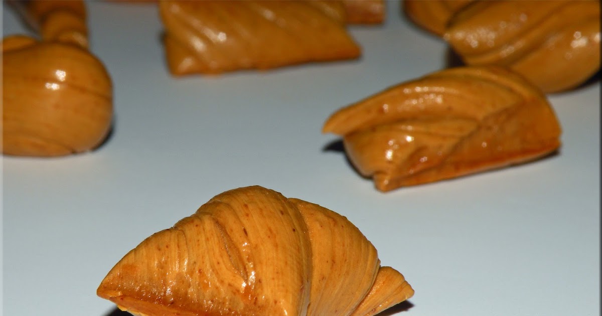 Delicious Old Fashioned Molasses Taffy Recipe