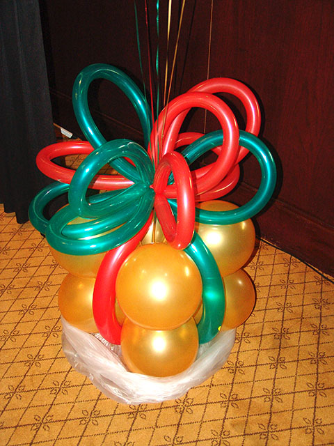 Delecate christmas tree decorating