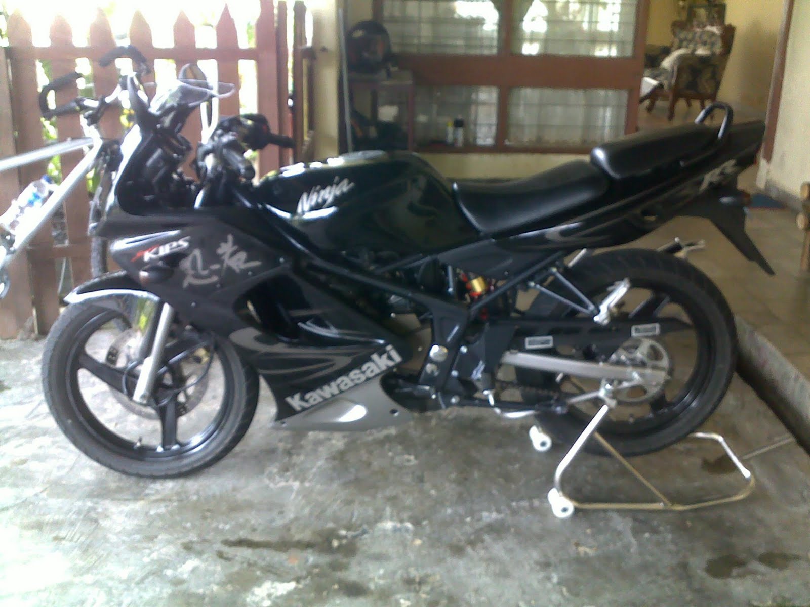 kawasaki ninja 150 rr 2014